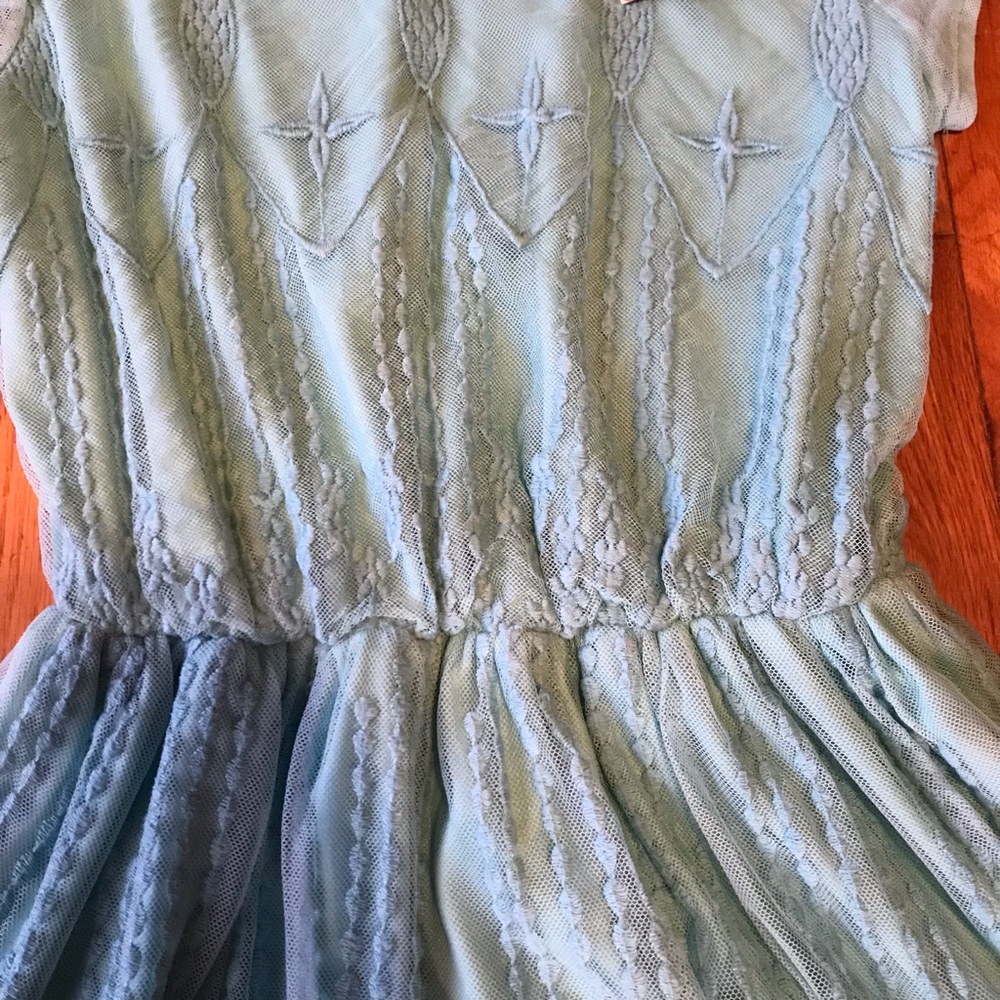 Dress - Picture 2 of 2